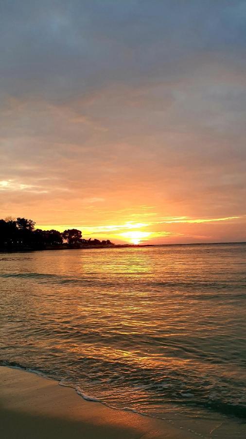 Tom Pizza Resort Koh Samet Buitenkant foto